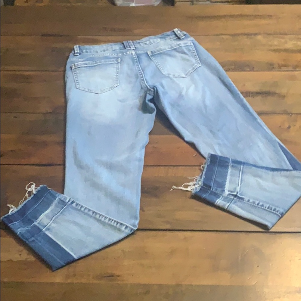 Capri Style Jeans. Size 26/3. Used